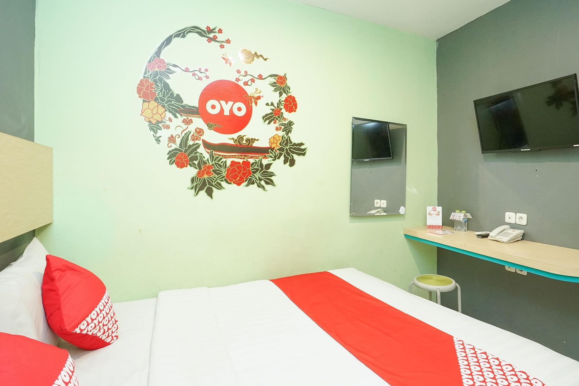 Oyo 277 Rukotel Near Rsu Adi Husada Undaan Kota Surabaya Kültér fotó