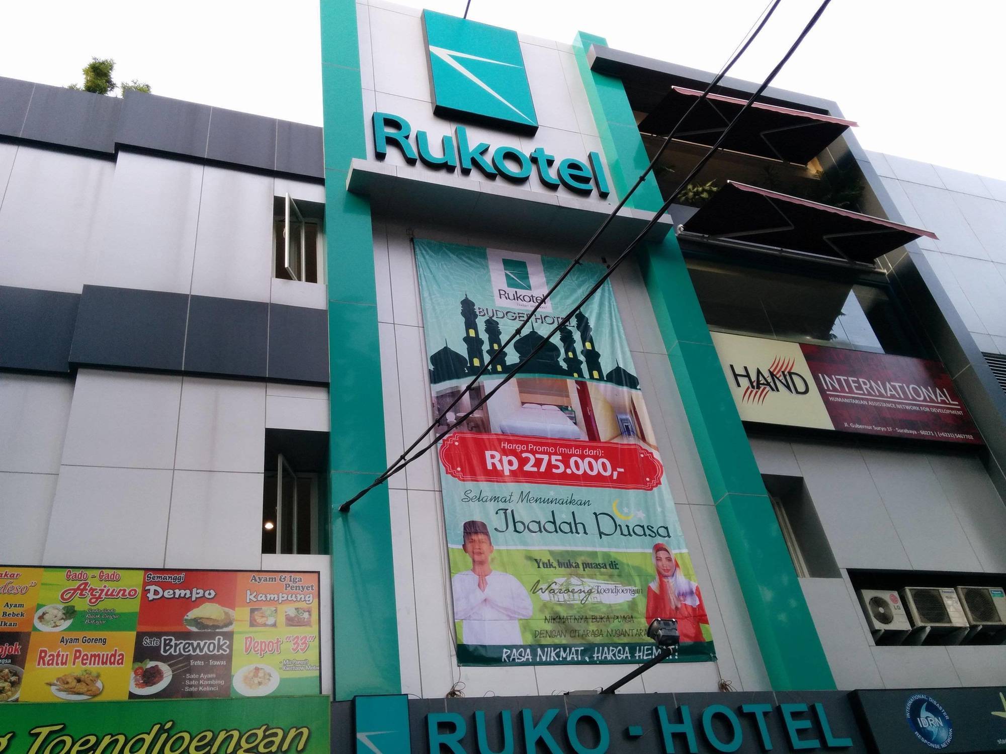 Oyo 277 Rukotel Near Rsu Adi Husada Undaan Kota Surabaya Kültér fotó